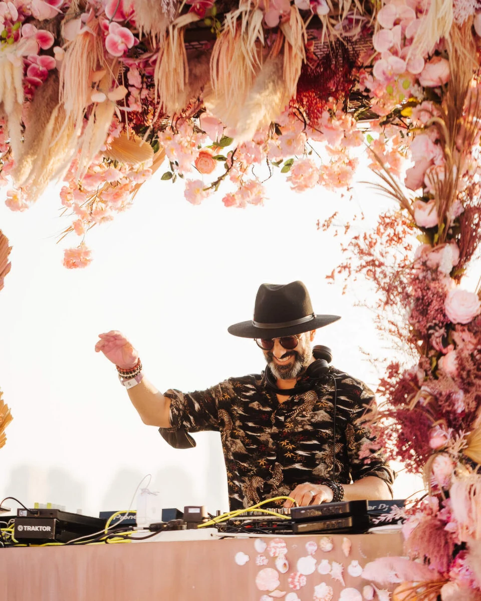 Chus & La Santa